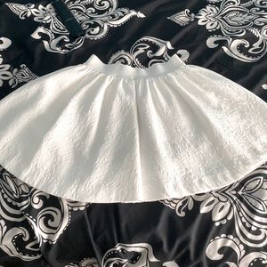 Princess Vera Wang textured white skirt
